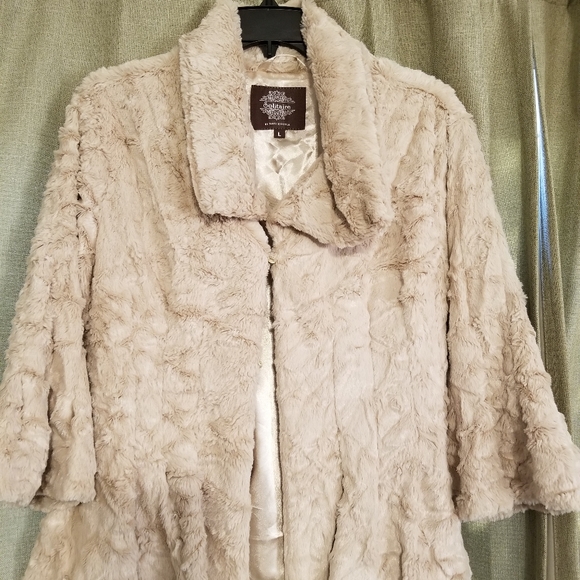 Solitaire Jacket - Picture 1 of 3